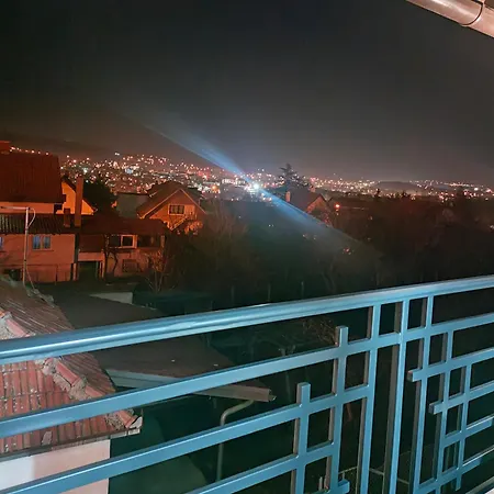 Buku Hill 아란젤로바츠