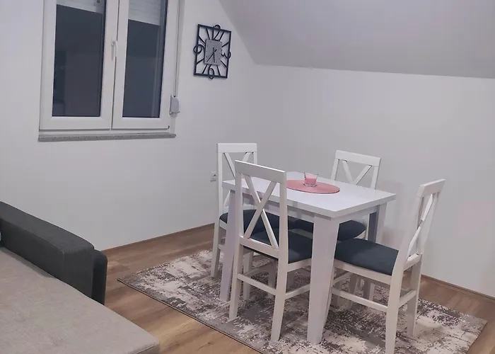 Buku Hill Апартаменты *